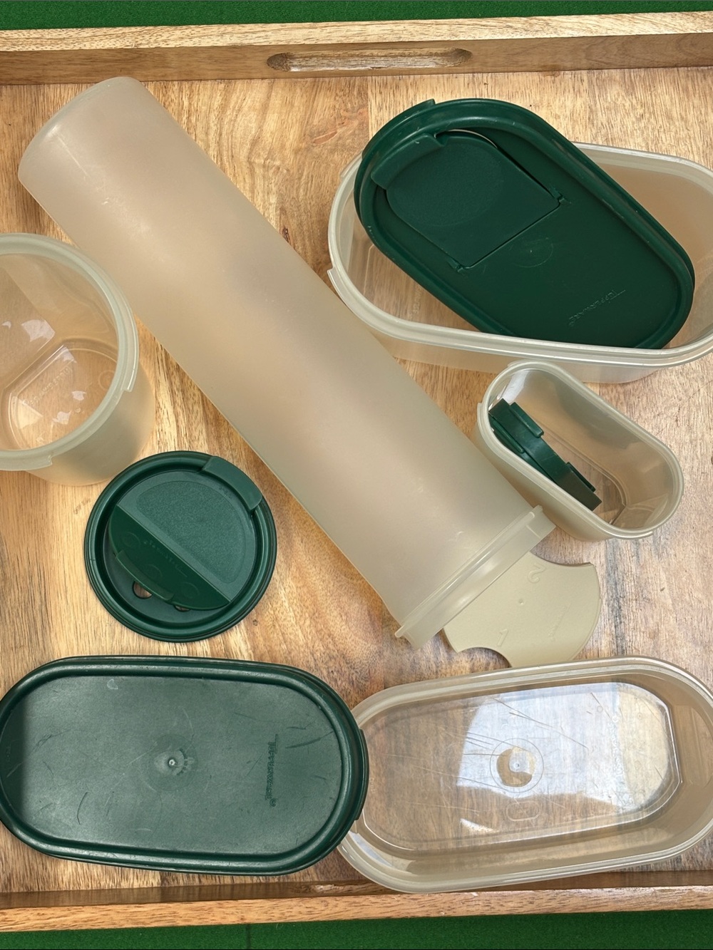 TUPPERWARE | vintage set as is